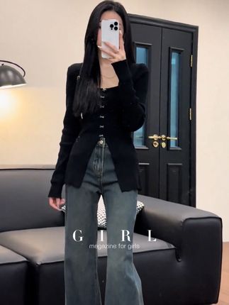 #与众不同 #早秋高智感职场穿搭 梦优莱#韩版设计感 开衩方领 黑色#长袖T恤 女春季新款小个子百搭上衣#单穿内搭都好看