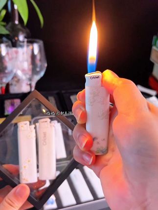 一个人给一个人最珍贵的是时间和耐心 #草蜢打火机 #草蜢打火机点亮我的心 #cricket草蜢火机 #无限回购的宝藏单品 #男士神仙单品