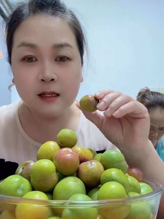 四川李子新鲜水果脱骨李子现货当季5斤脆甜半边红整箱#脱骨李#新鲜应季水果 #快来一起尝个鲜