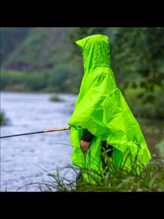 #上热门#户外三合一雨衣徒步登山防风骑行防水雨衣多功能尼龙涤纶急救雨衣#户外露营#露营装备#爆款热卖中@DOU+小助手