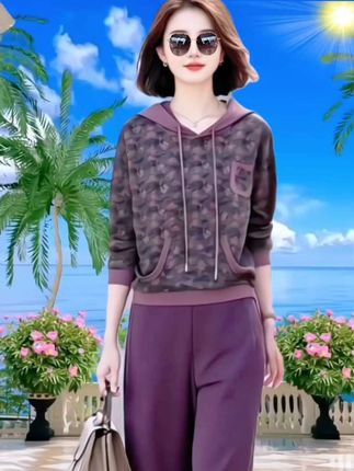 洋气卫衣休闲哈伦裤#时尚气质穿搭 #减龄显瘦穿搭 #谁穿谁漂亮 #春秋穿搭 #潮流时尚穿搭 @DOU+小助手