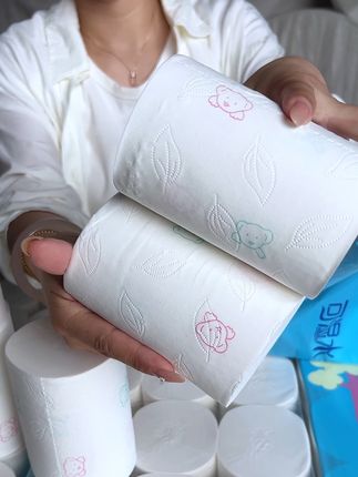 这款大包卷纸柔软细腻又亲肤!不掉纸渣不掉絮,湿水不易破,很多宝妈都在用哦!#卫生纸#生活用纸#干湿两用 #超便宜超划算#纸巾