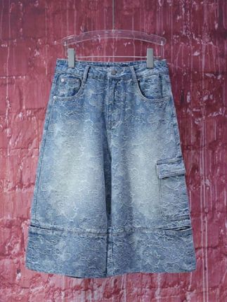 #创作灵感 #轻薄水洗提花牛仔短裤#夏秋过渡穿搭 #秋夏穿搭 #轻薄透气五分裤