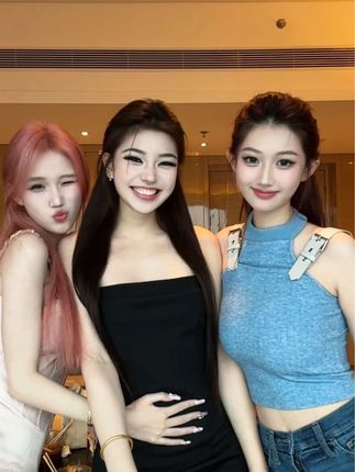 黄饱饱是黄不是王乌拉哇啦嘿