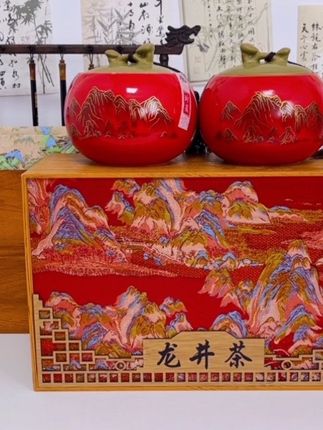 秋意浓,一杯茶,情绪万种。别说离愁,一说上心头。缓缓舒展的叶子在秋天苏醒, 一碗温暖的茶汤,弥漫着秋的气息。#茶叶 #送礼茶叶 #送礼推荐 #龙井绿茶