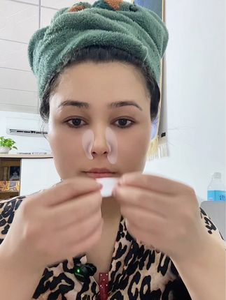 #美妆 ahsillik yuz qapliki bak payzi kizla @DOU+小助手