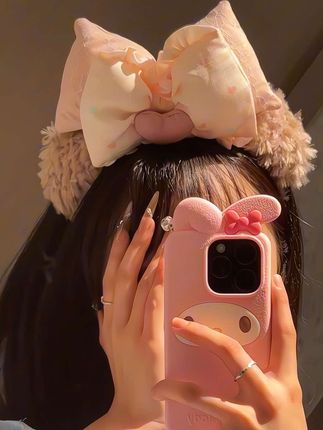 好朋友 你不会让我羡慕别人的是吧~#我又心动了 #玲娜贝尔 #发箍 #公主的任务就是天天开心 #超好看