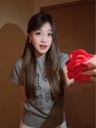 如果在十八我没能送你花~#迟来的情话 #迟来的情话dj #手势舞 #抖音潮流舞蹈地图