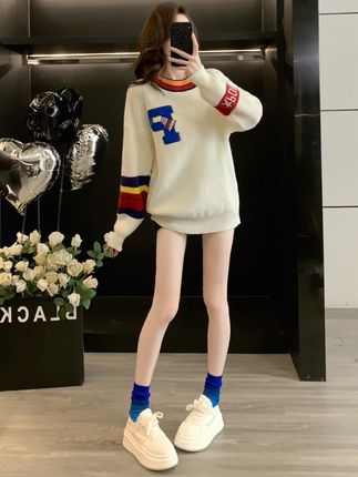 被问爆!这毛衣上身也太好看了吧!韩系慵懒风少女感气质显瘦穿搭 #被秋日氛围感穿搭拿捏了 #韩系穿搭 #毛衣控 #显瘦穿搭 #休闲减龄穿搭