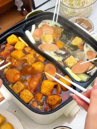 Royalstar荣事达电火锅,鸳鸯大容量,宿舍可用,不粘设计超实用!#电火锅 #鸳鸯锅 #鸳鸯锅火锅 #电火锅推荐 #好物推荐🔥