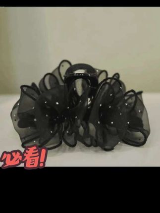 # 夏天扎头发又好看又简单 # 简单的发型编法 #我的发型我做主 #时尚编发教程