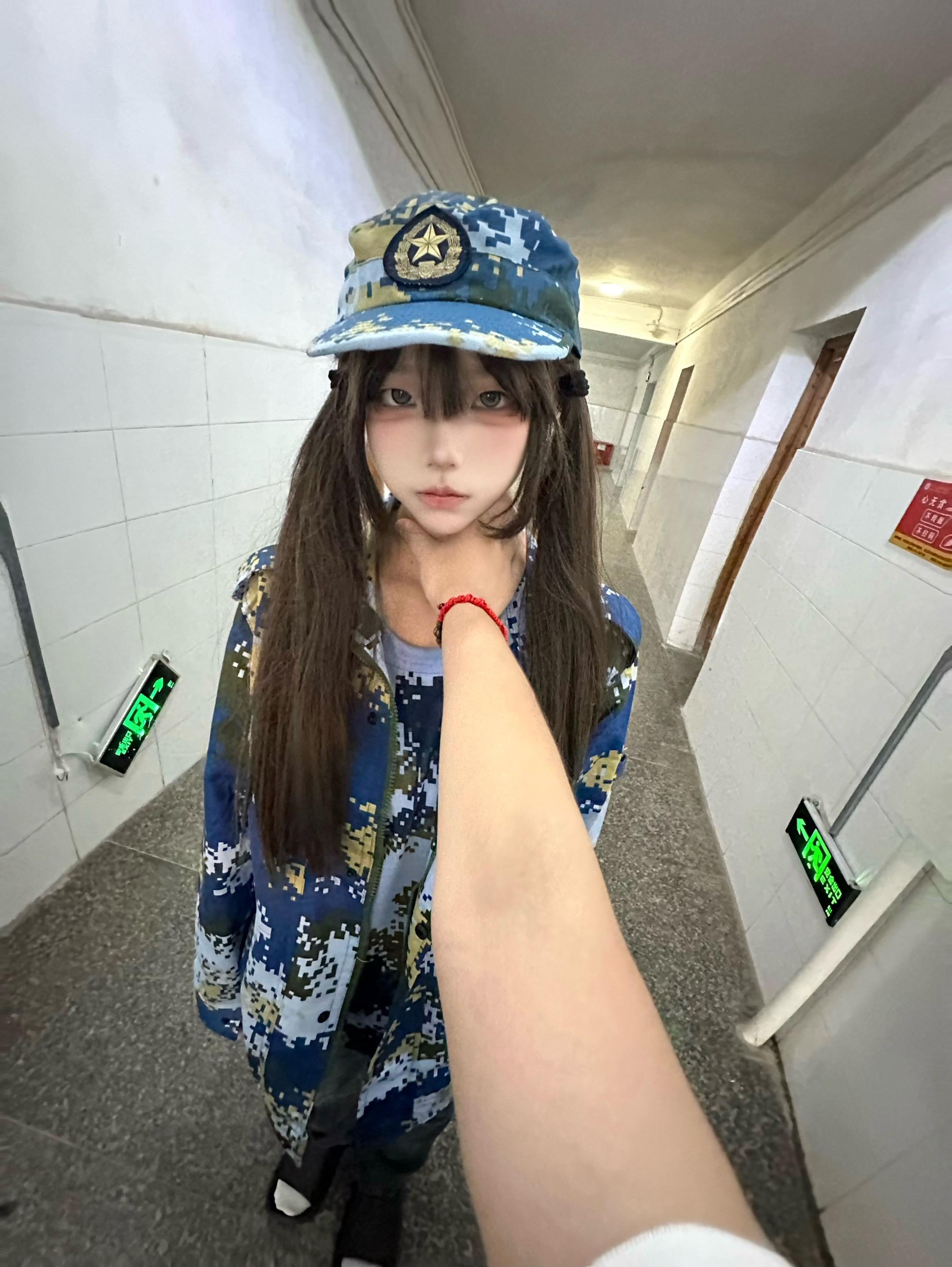 妹妹你要我微信不?#兵哥哥