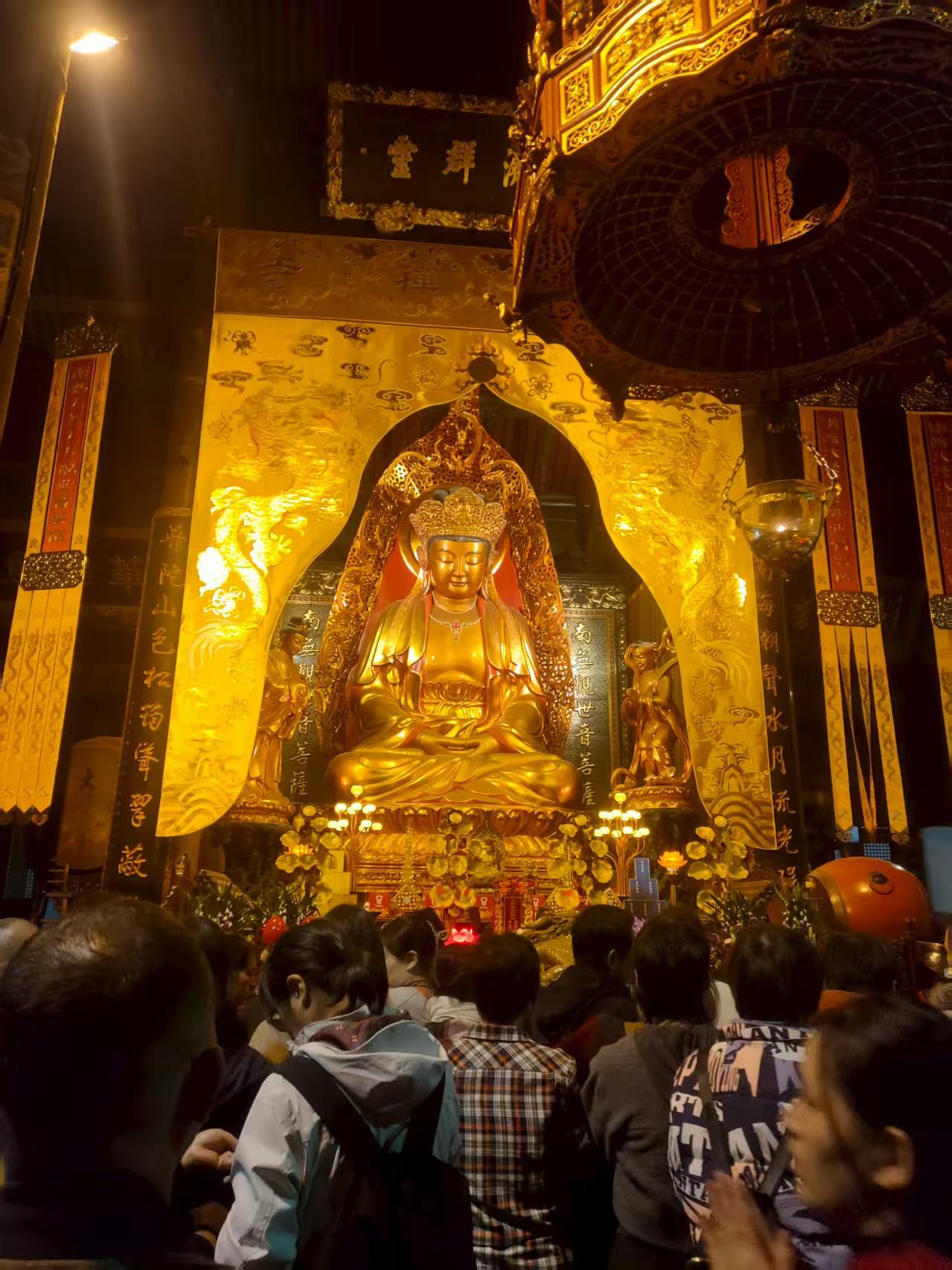 ##国泰民安祈福 #心诚则灵 #烧香祈福 #民间习俗 #愿众生平安吉祥