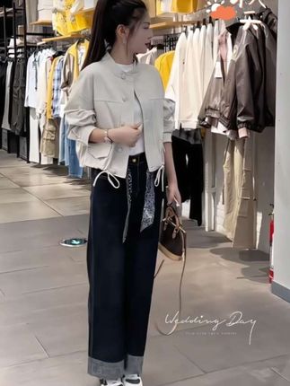 #早秋高智感职场穿搭 #被秋日氛围感穿搭 #通勤穿搭如何摆脱土气感#轻松拿捏慵懒风穿搭