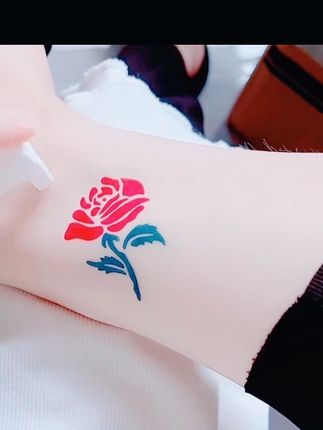 #可爱纹身 #个性纹身图案 #女生纹身 #神奇的草本纹身贴 #这也太好看了