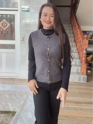 #女装打底衫 #今日穿搭 #显瘦搭配 #慵懒风穿搭 #针织衫