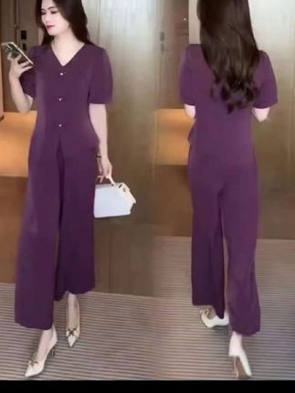 #创作灵感新中式大码冰丝套装女2025夏季新款洋气显瘦盘扣短袖阔腿裤两件套#面料冰凉丝滑透气 #不挑年龄不挑身材 #谁穿谁好看不分年龄段 #夏季穿搭
