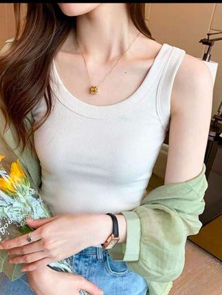 #打底吊带背心 #显瘦穿搭 呀夏季百搭防走光无袖薄款内搭打底吊带背心女弹力修身显瘦外穿韩版