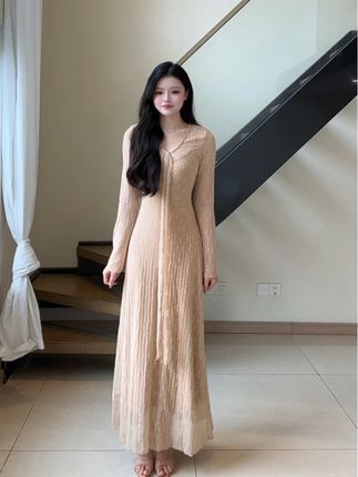 #温柔穿搭 #连衣裙分享 #今天穿什么 #女人味穿搭 #长裙控