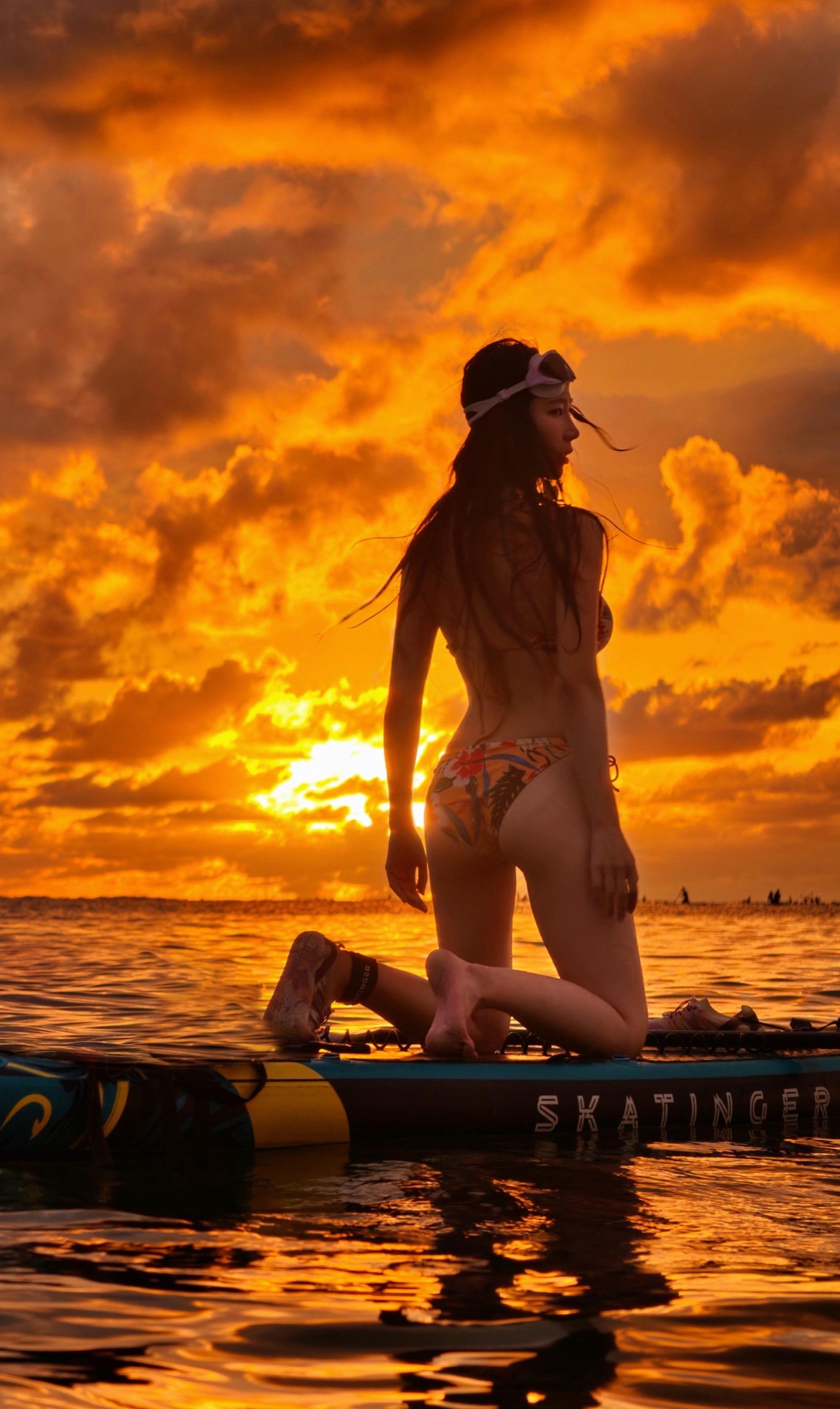 人生是一场豪赌。#亚庇 #日落 #治愈系 #人与人之间是一场仓促的骤雨 #海边