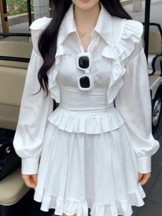 白色长袖衬衫连衣裙女假两件御姐裙子法式收腰荷叶边a字短裙森系#未来拼搏 #看透世事沧桑 #一个人拍照的快乐 #人生不是只有一条路