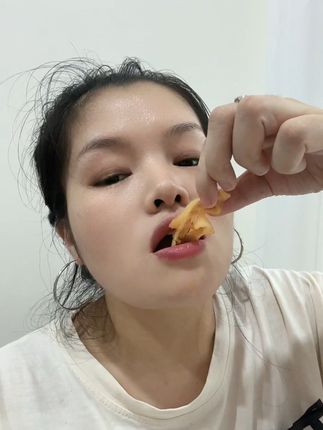我真的抵不住这一口酸辣无骨鸡爪的快乐!!!#妈呀太香了 #好吃到停不下来 #酸辣无骨鸡爪