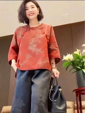 2025秋季新款时尚显瘦气质网红高档套装女高级百搭宽松大码两件套#秋季套装 #显瘦两件套 #高档女装 #大码两件套 #爆款热卖中