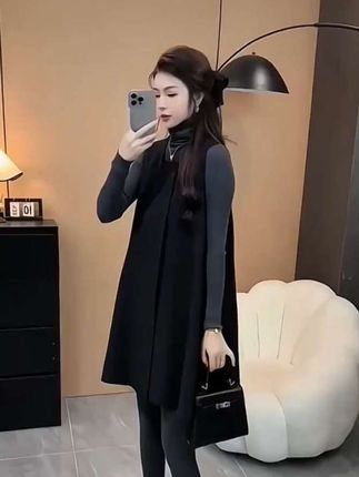 姐妹们,这套非常洋气减龄、遮肉显瘦、显高百搭#我是又甜又酷的流光系少女 #高级感穿搭 #韩系穿搭 #a字裙 #宽松版型 #