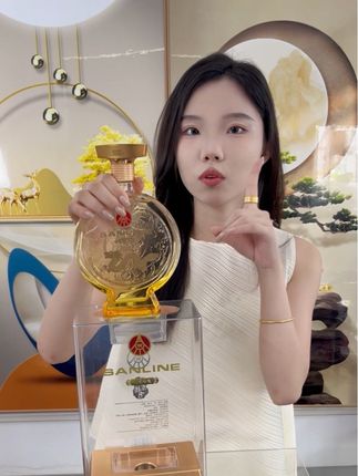 #创作者中心 #创作灵感 SANLINE五粮液仙林生态-九龙腾飞龙年限定亚克力52度500ml*1瓶#怎么正确的喝茶 #提升幸福感好物 #怎么才能健康