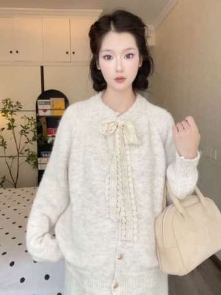#一个身体两个心跳 #孕期穿搭 孕妇装秋装套装2025新款秋冬加厚针织毛衣开衫半身裙两件套高级感#孕妇装新款 #孕妇装推荐 #谁穿谁好看 @DOU+小助手