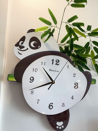 每天早上起来看到它小脚丫子晃来晃去的心情瞬间变好了,太治愈了#治愈系 #挂钟