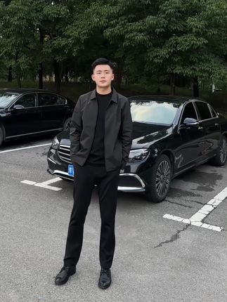 行政夹克该有的气质#行政夹克 #商务男装 #黑色系穿搭 #188