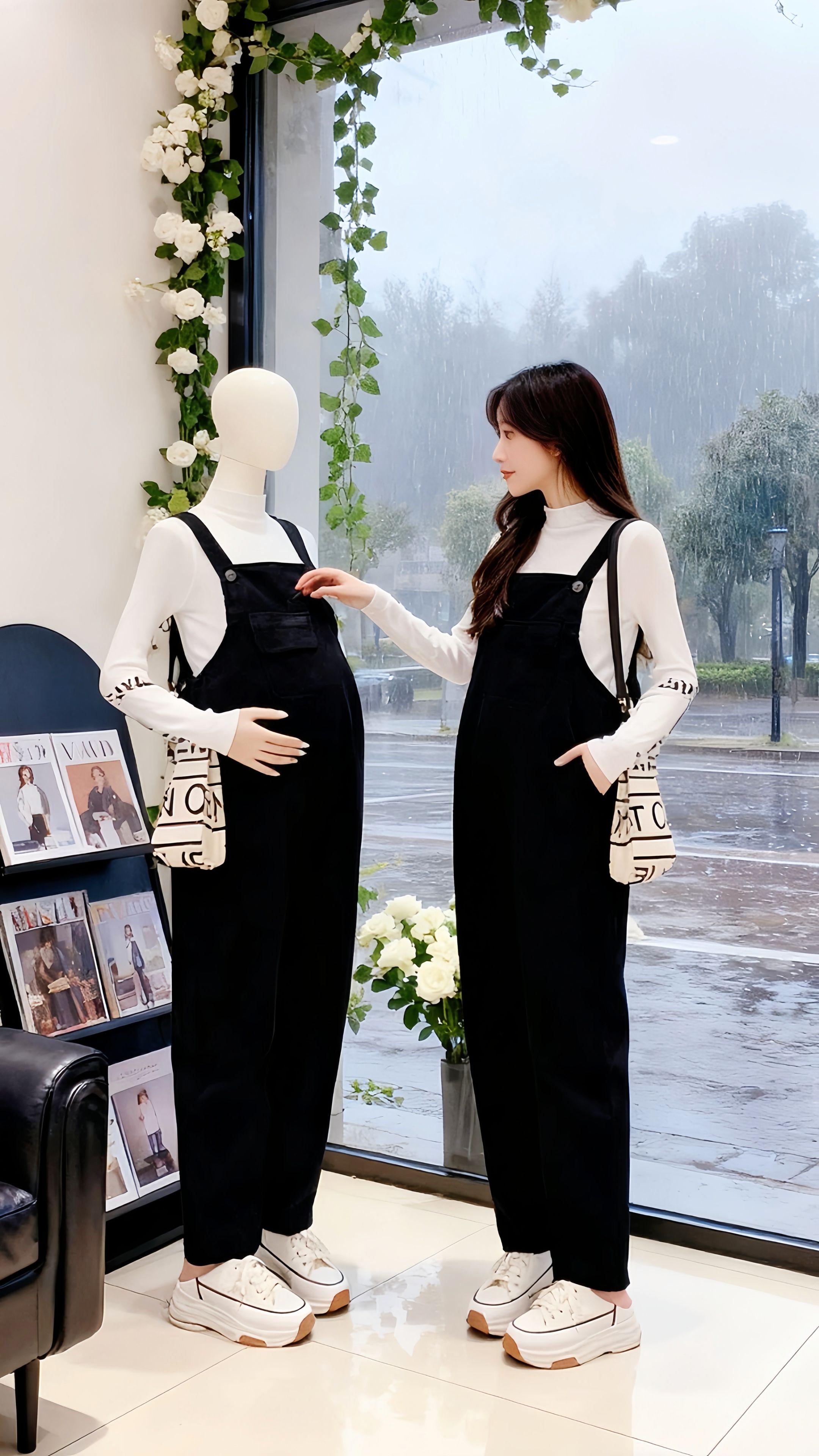 孕妇休闲背带裤。#在家也要美美哒 #孕期穿搭 #最美孕妇 #孕妈穿搭 #一个身体两个心跳