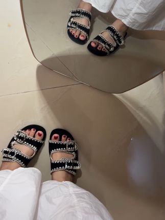 很适合我这种脚比较容易出汗臭的#鞋子推荐 #沙滩鞋凉鞋