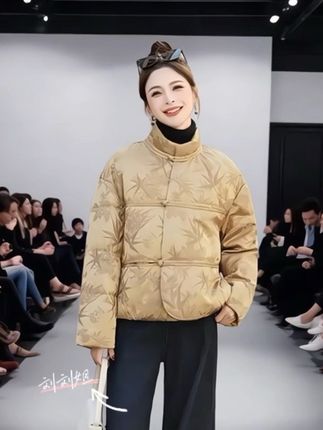 #新中式国风提花羽绒服女2024冬季新款复古盘扣小个子白鸭绒外套#时尚潮流穿搭 #谁穿谁好看不分年龄段 #谁穿谁美 谁保暖