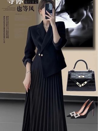 胖mm黑色连衣裙女2025秋新款大码西装领收腰显瘦气质假两件百褶裙#高级感穿搭 #显瘦显高显气质 #女装时尚穿搭