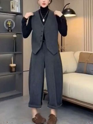 #秋季新款时尚套装轻职风极简风轻熟风毛呢马甲休闲裤九分裤
