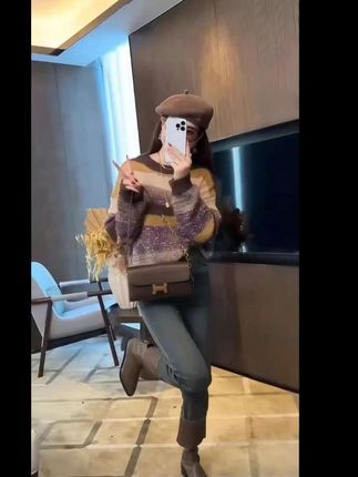 洋气秋冬毛衣#秋冬穿搭 #谁穿谁好看系列 #内搭外穿都好看 #保暖又好看