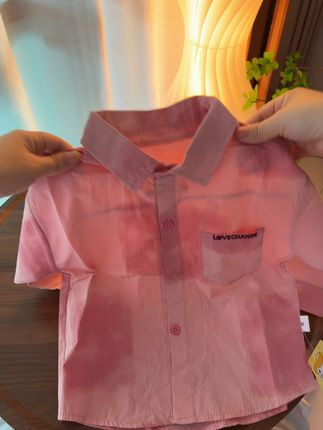 男孩子呀不给他穿一次粉色扎染风衬衫,你不知道娃有多帅#高品质童装 #儿童穿搭分享 #童装 #萌宝穿搭