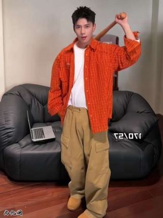 #男生穿搭 #衬衫穿搭 #情侣款衬衫 #这也太好看了 #每日分享 @巨量千川