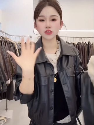 #简约大气 #气质皮衣 #休闲穿搭 #皮衣搭配 #皮衣外套搭配