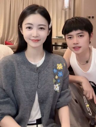 #小小101 #新款上新 #高级感穿搭 #今日份琥珀流光少年感穿搭 #无限回购的宝藏单品