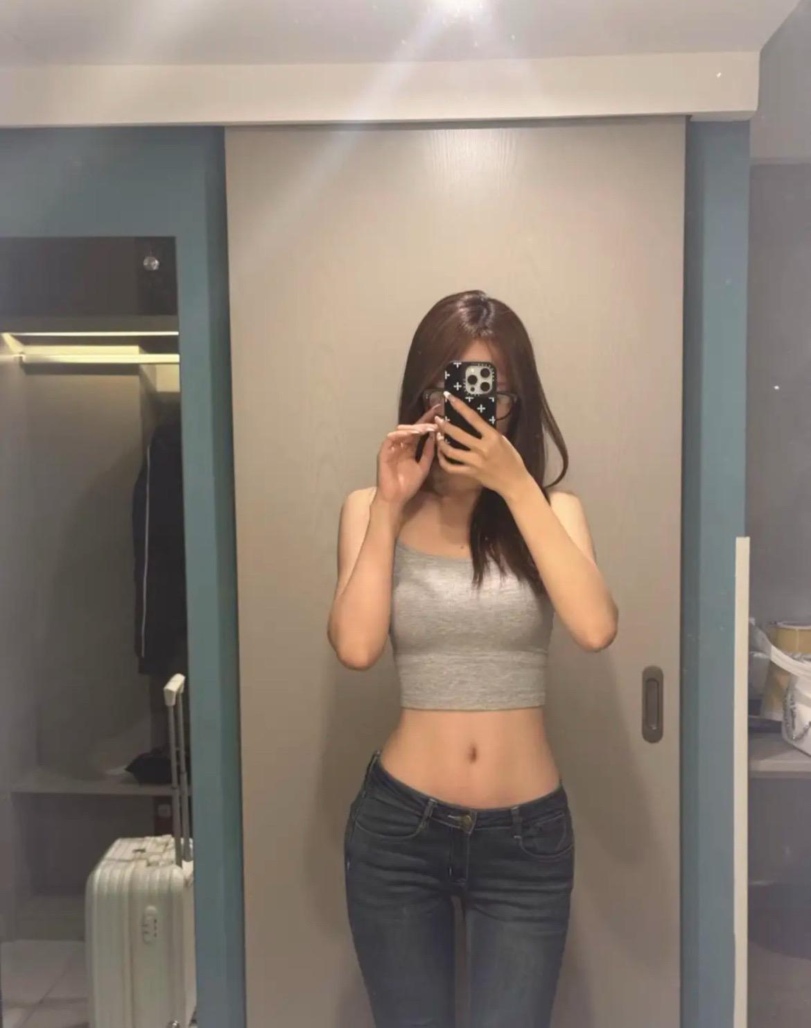 #马甲线马甲线 #日常生活 #健身 #休闲穿搭 #辣妹穿搭