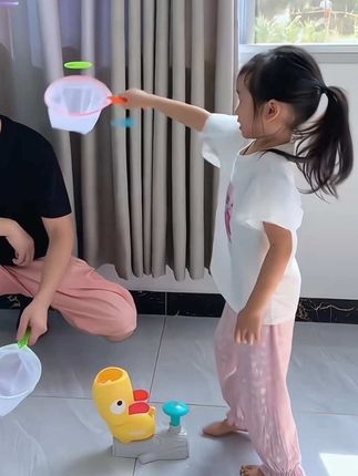 超好玩的脚踩弹射飞碟,锻炼孩子反应力和手眼协调能力,培养亲子关系,室内室外都能玩#玩具  #反应力  #亲子游戏#好物推荐🔥 #让孩子远离手机