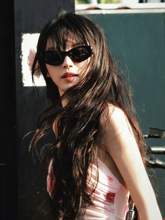 你愿意陪我出国吗? #田曦薇 #姐姐妹妹抓娃娃
