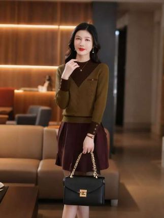 秋冬季新款高级感穿搭套头内搭毛衣女针织衫时尚休闲减龄外穿上衣洋气#针织衫#毛衣#内搭毛衣#秋冬新款#休闲减龄