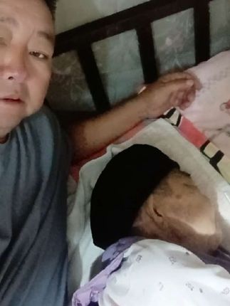 #老母亲 #有妈才有家#你养我小我陪你老 ,愿上天垂怜保佑妈妈恢复健康