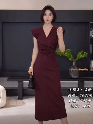 收腰褶皱显瘦无袖夏季法式连衣裙#连衣裙 #穿搭 #无袖连衣裙