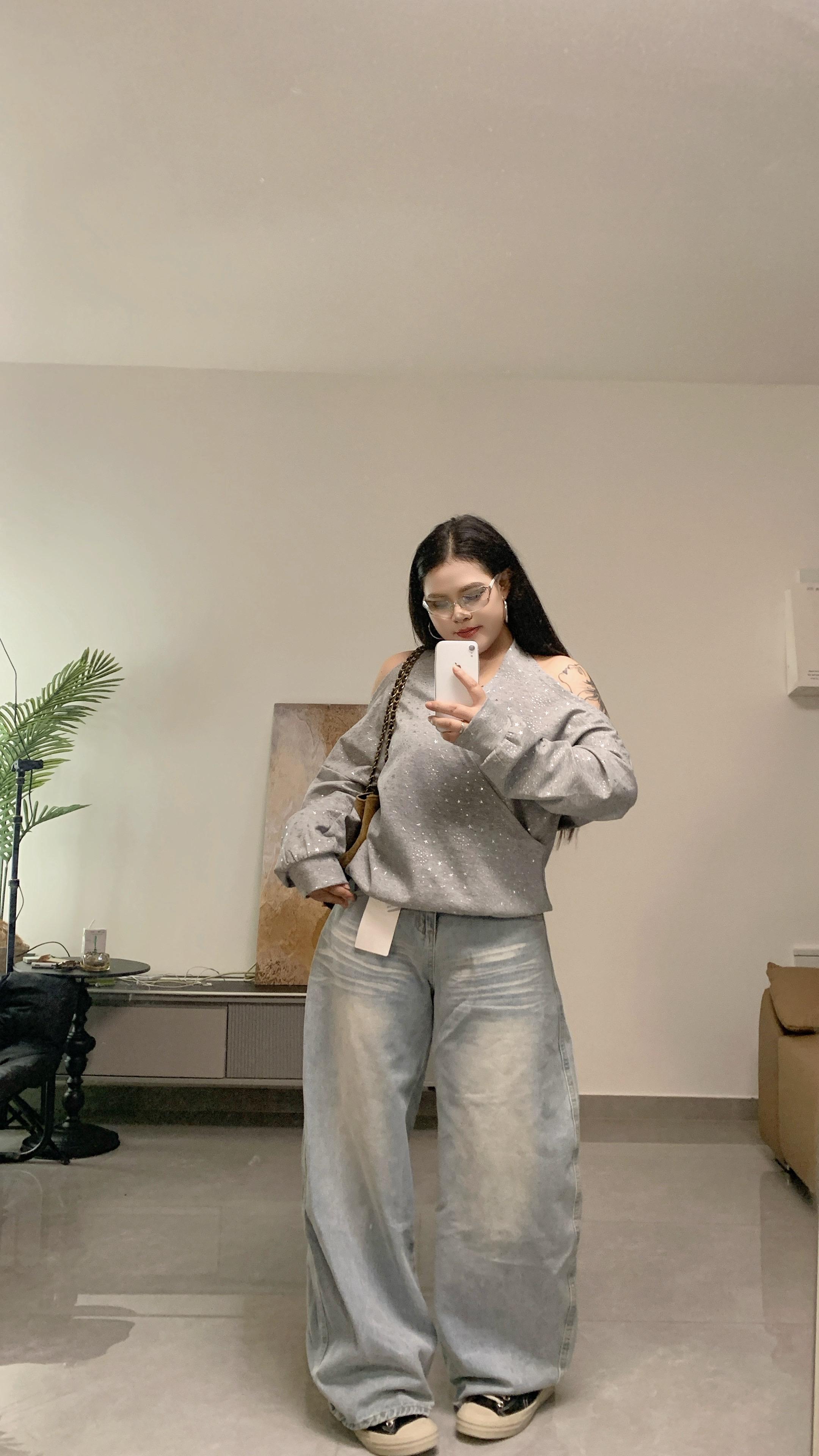 就是有点胖 不然挺瘦的#小个子穿搭 #ootd穿搭 #大码女装 #穿出自己的风格 #米朵