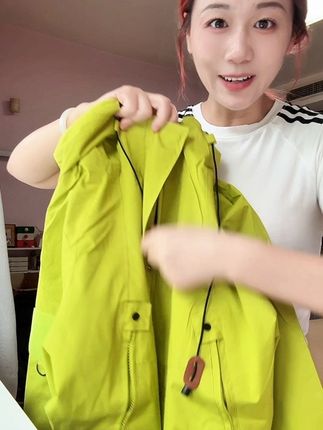 #冲锋衣 #冲锋衣外套 #冲锋衣男女同款